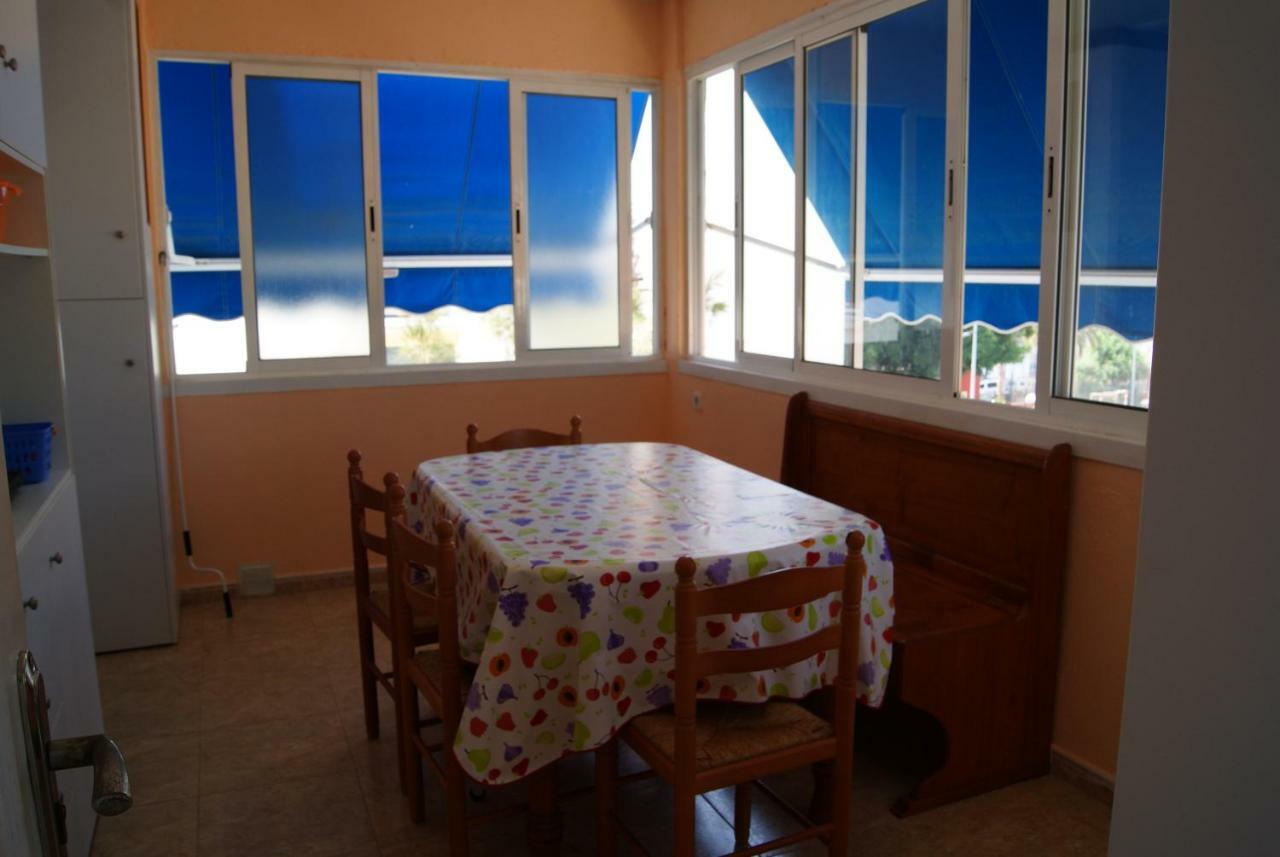 Playa Delicias Apartment Águilas Екстериор снимка